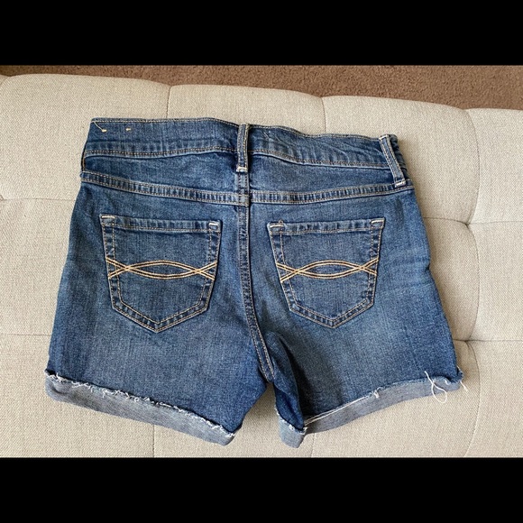 Abercrombie Girl Denim Short - Picture 2 of 4